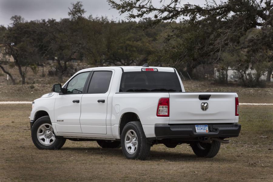  Dodge Ram 1500 Tradesman Crew Cab (DT) 2018 года  (фото 6 из 7)